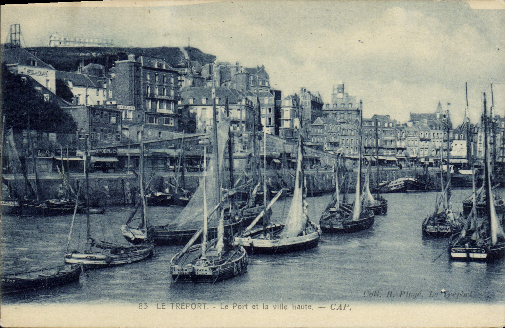 POSTAL Treport de la VENDIMIA los barcos portuarios y altos de la ciudad