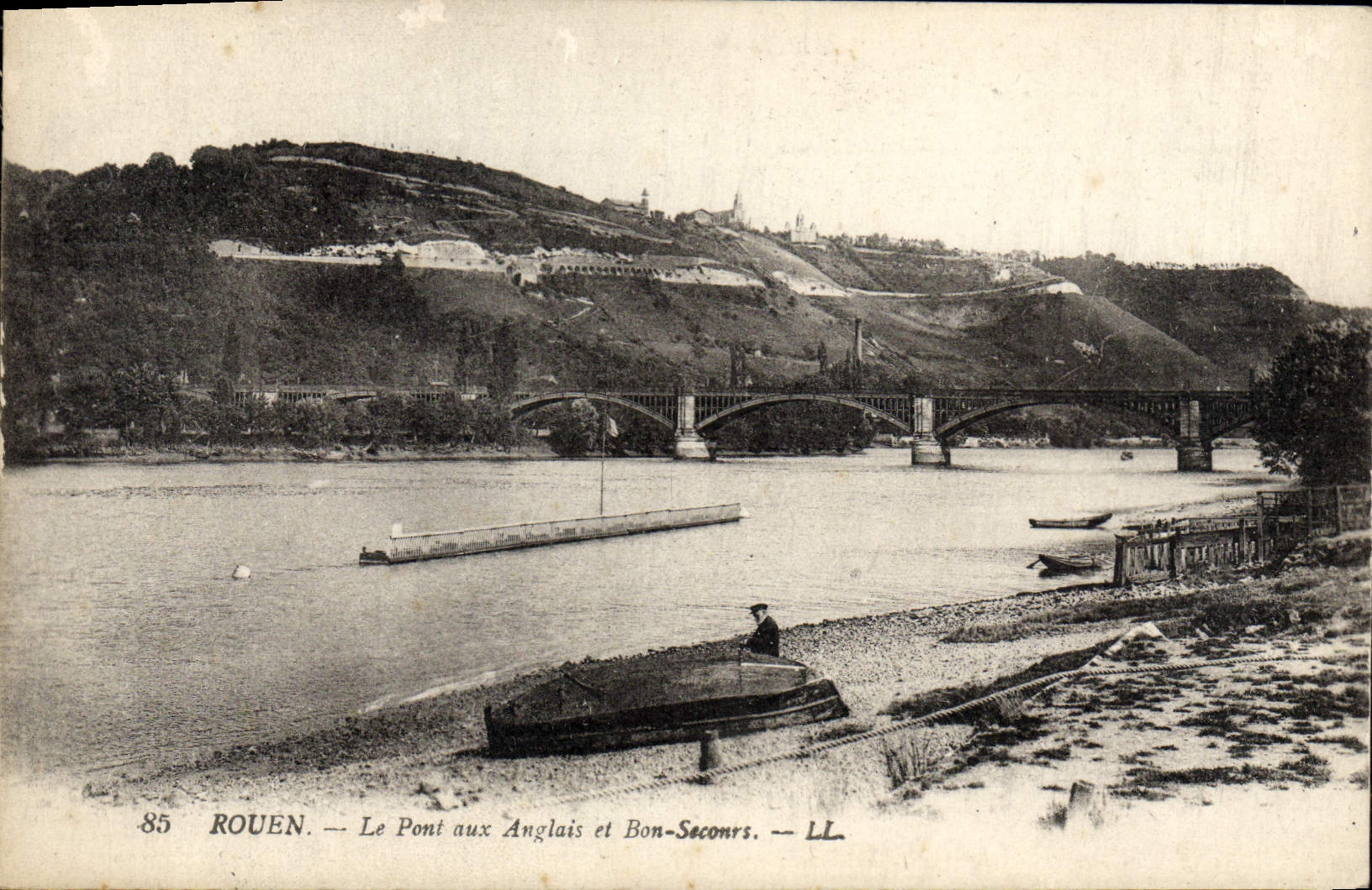 VINTAGE POSTCARD Rouen the Bridge with the English and Good Seconrs