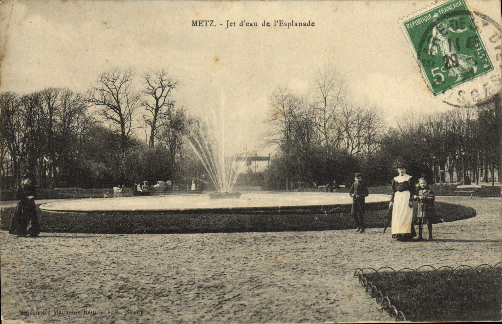 Jet de Metz de la POSTAL de la VENDIMIA del agua de la explanada de I