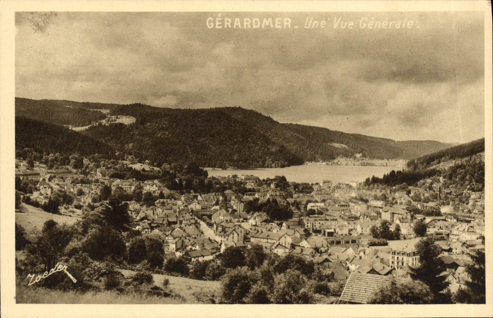 CPA Gerardmer Une Vue Generale