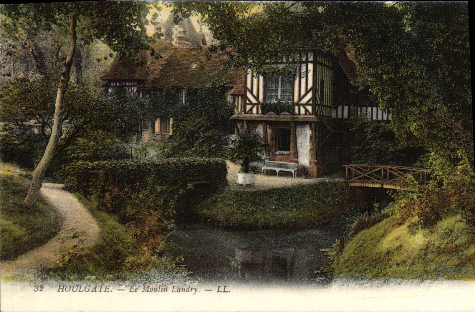 VINTAGE POSTCARD Houlgate the Landry Mill