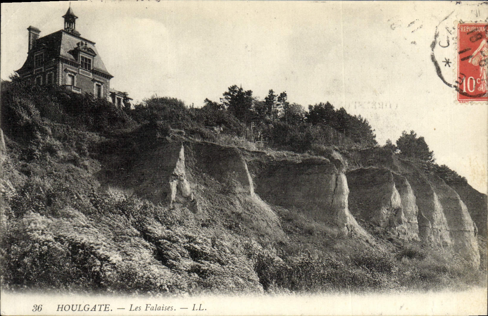 CPA Houlgate Les Falaises