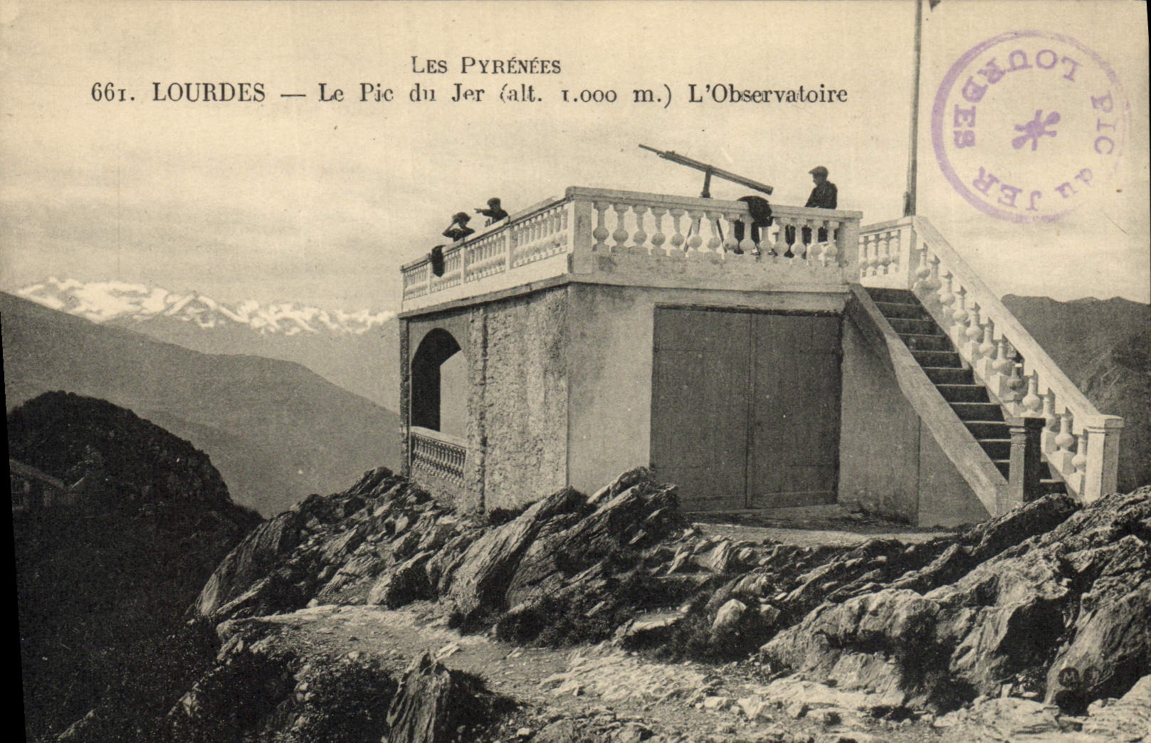 VINTAGE POSTCARD Heavy the Peak of Jer the observatory