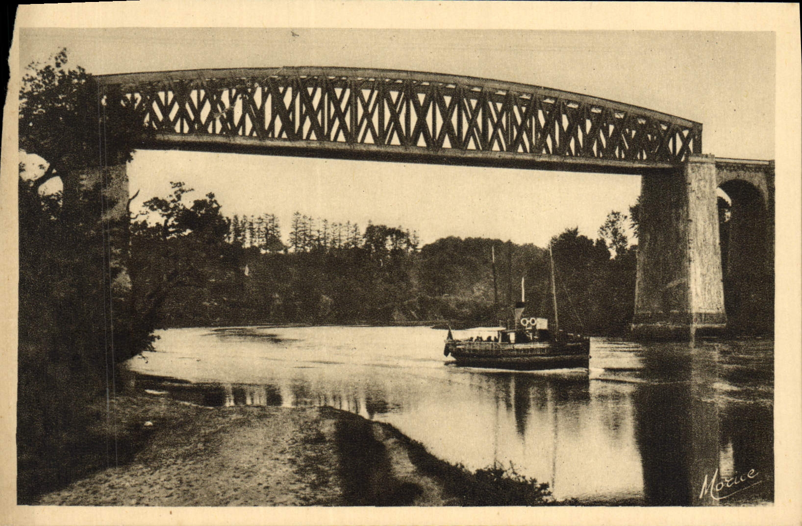 VINTAGE POSTCARD edges of Rancid the bridge of Lessard