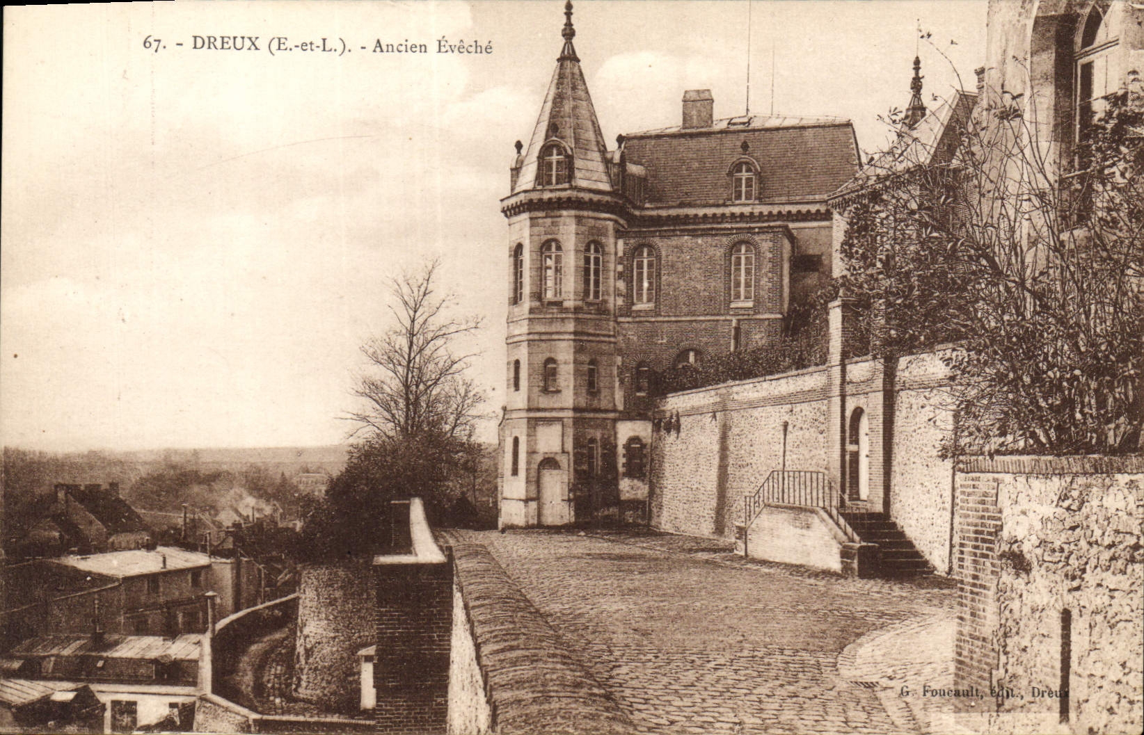 CPA Dreux Ancien Eveche 