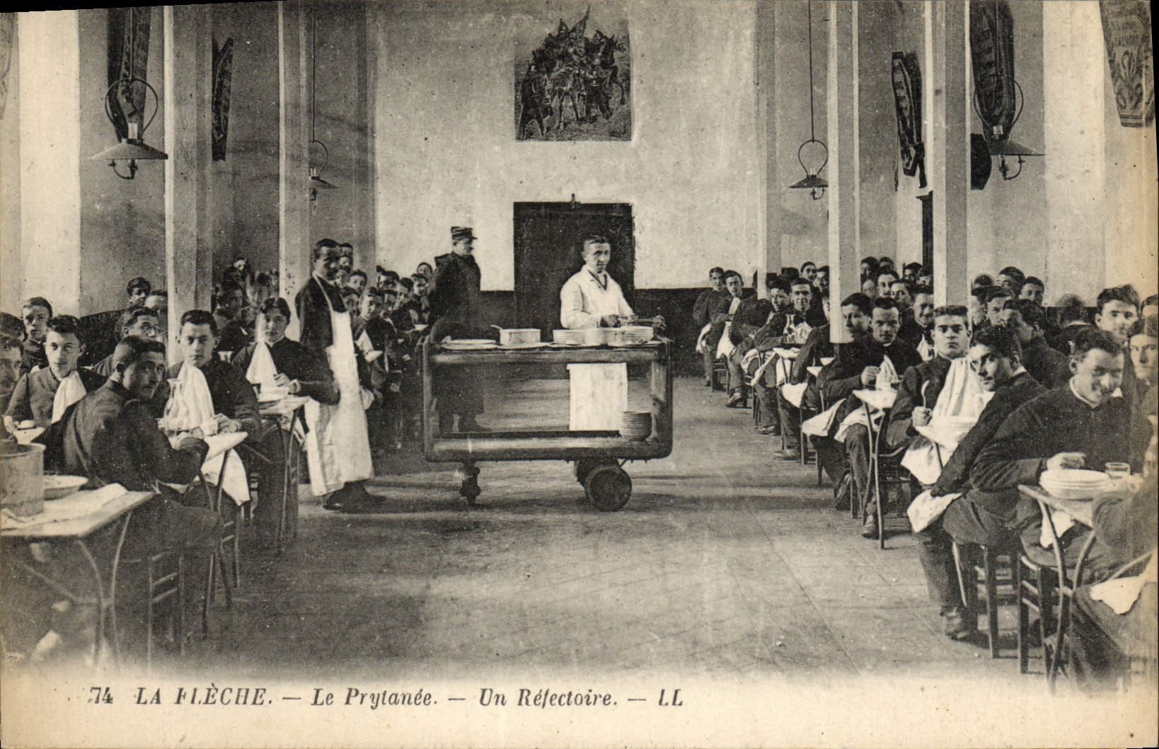 VINTAGE POSTCARD the Arrow the Academy a Refectory TOP