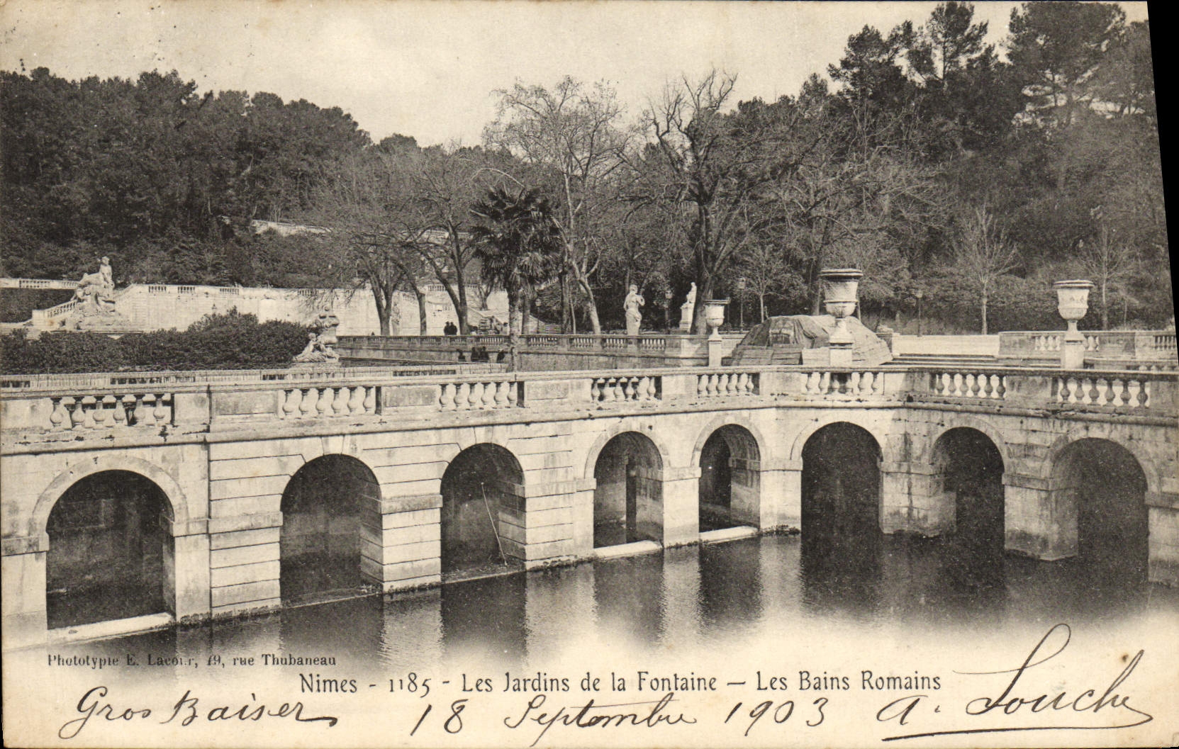 CPA Nimes Les Jardins de la Fontaine Les bains romains