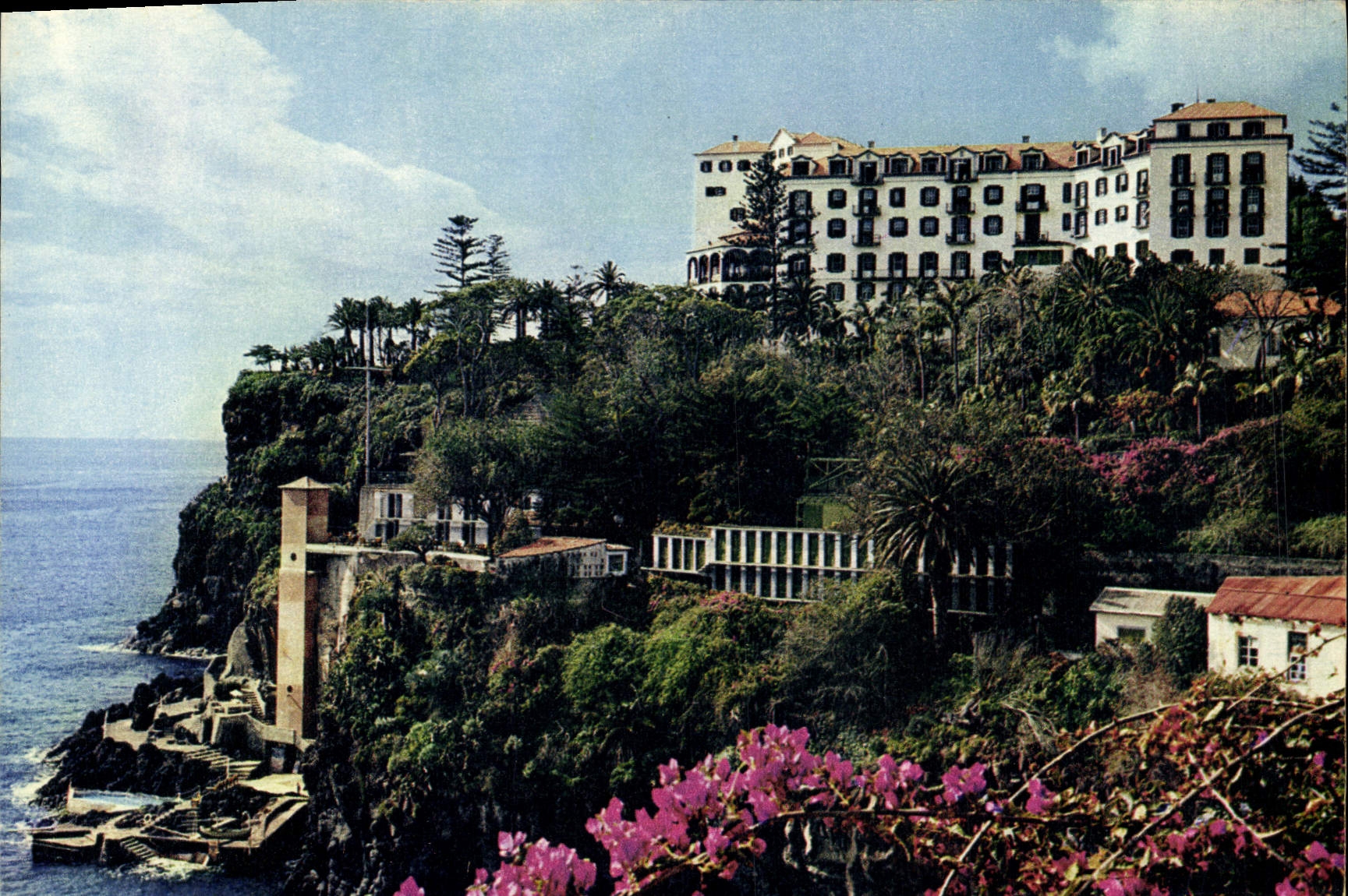 CPM The Privatge Gardens and Swimming pool Reids Hotel Madeira