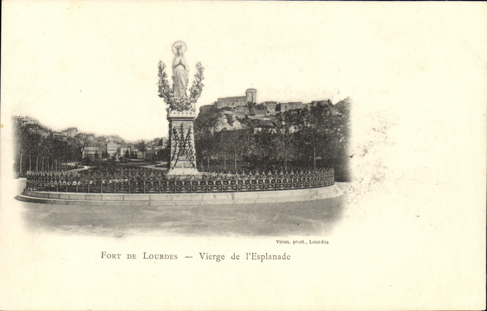 VINTAGE POSTCARD Extremely Of Heavy Virgin Of the Esplanade