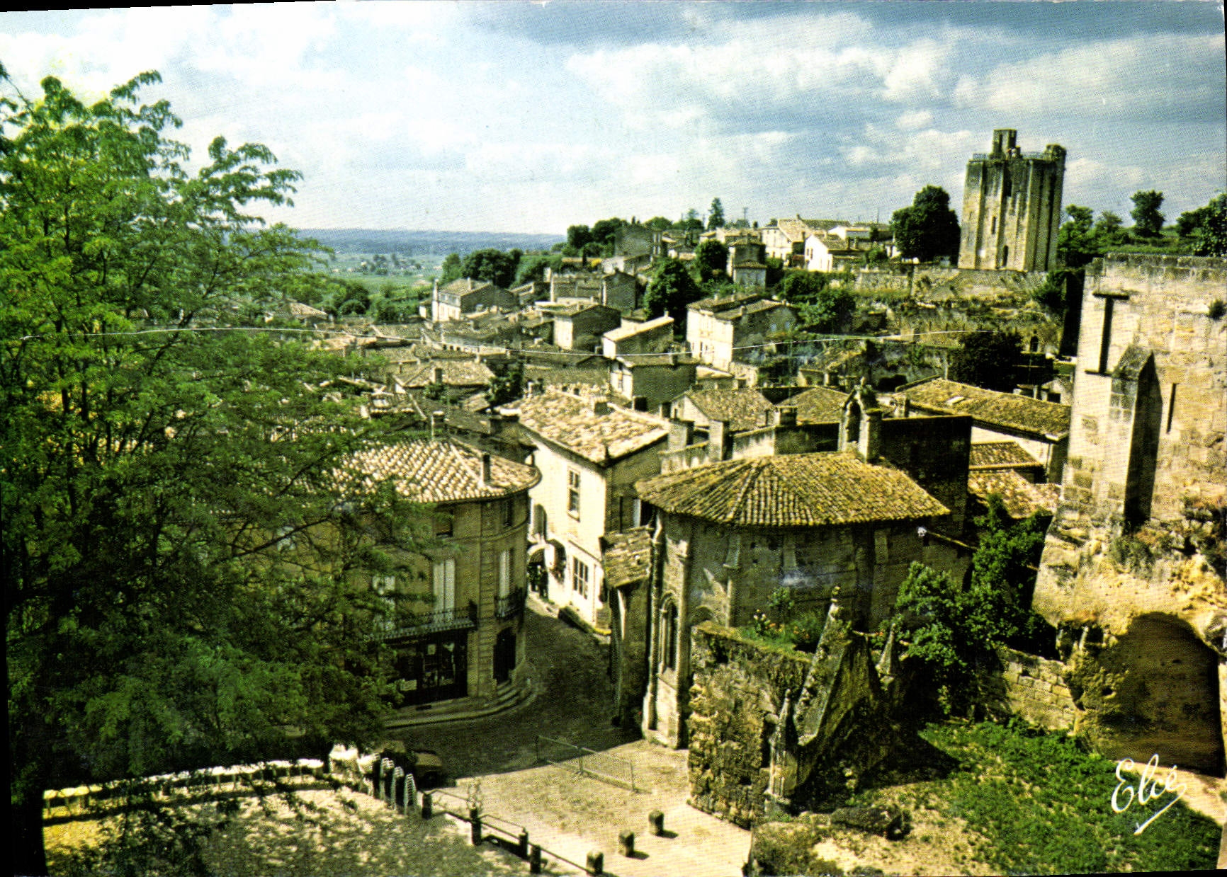 MODERN CARD Holy Emilion the Place Of the Bell-tower With La Chapelle Of the Trinity