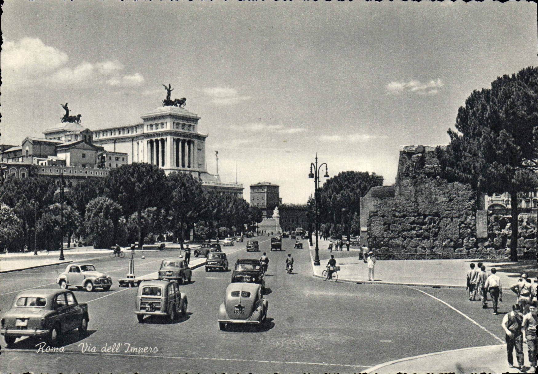 La POSTAL Roma de la VENDIMIA va dell Impero