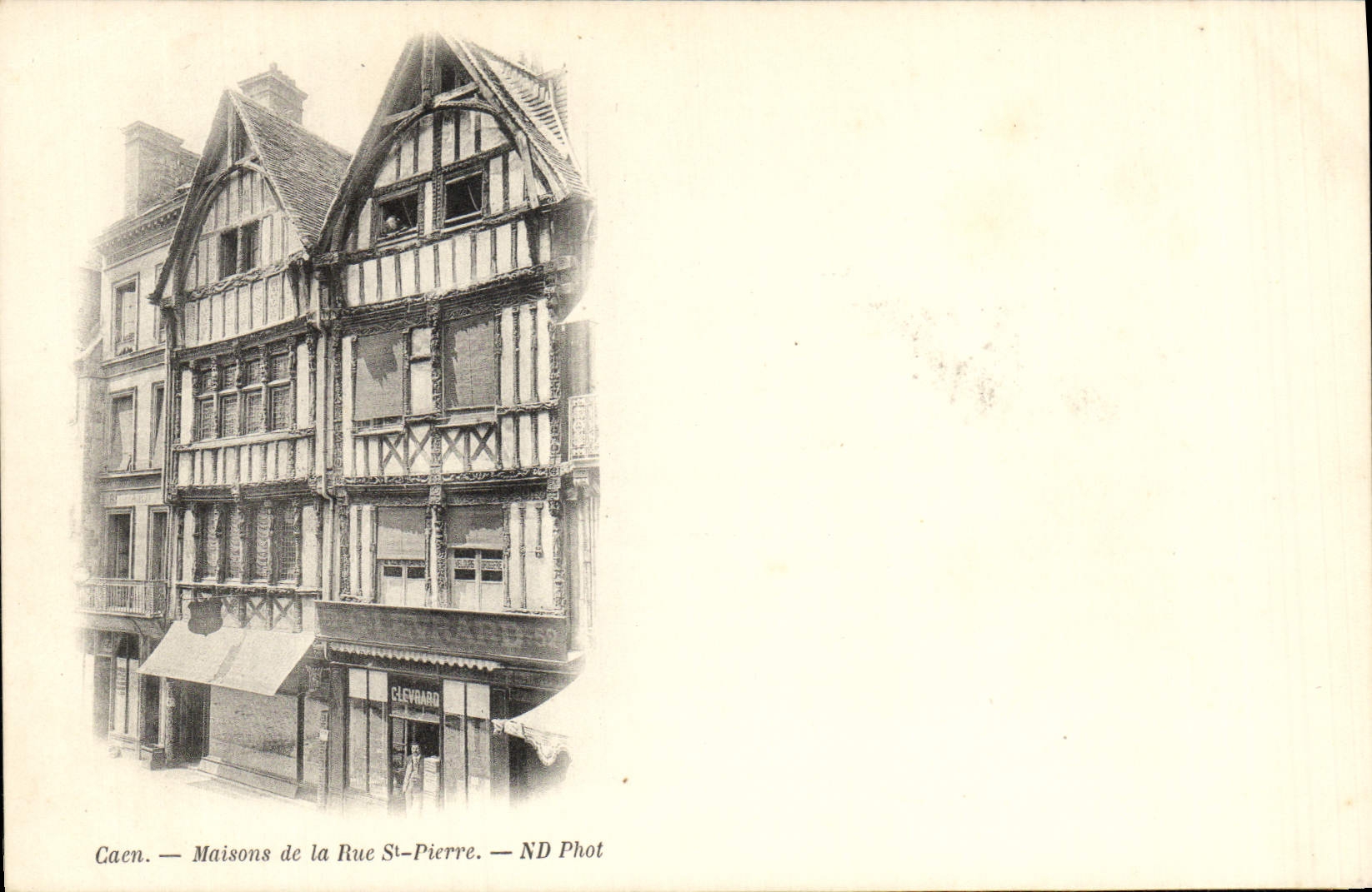 CPA Caen Maisons de la Rue St Pierre