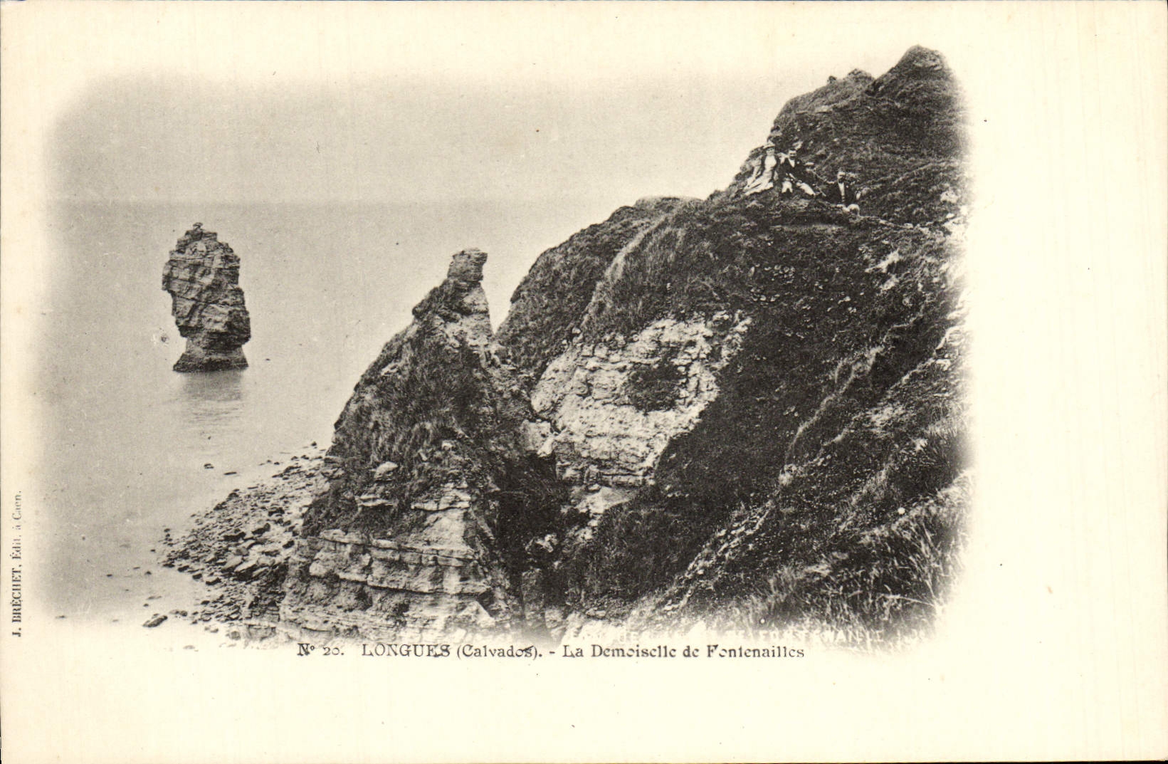 VINTAGE POSTCARD Long the Young lady of Fontenailles