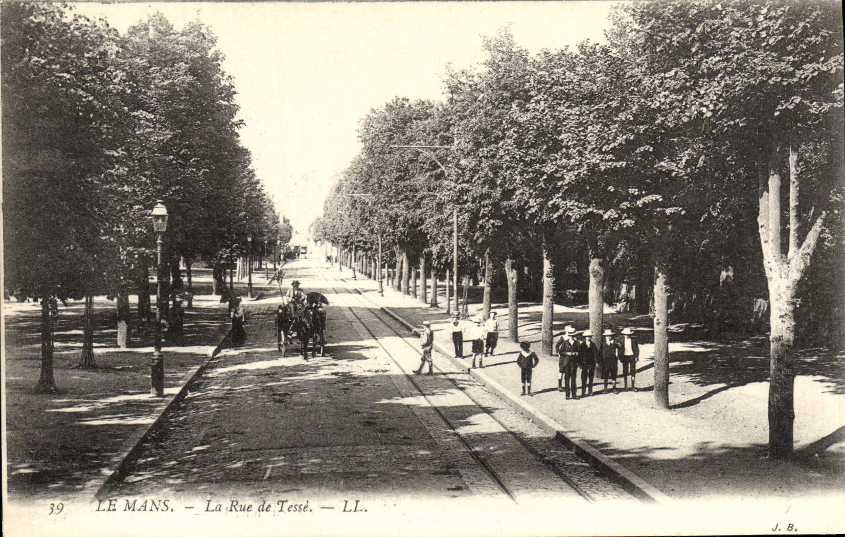VINTAGE POSTCARD Mans the Street of Tesse