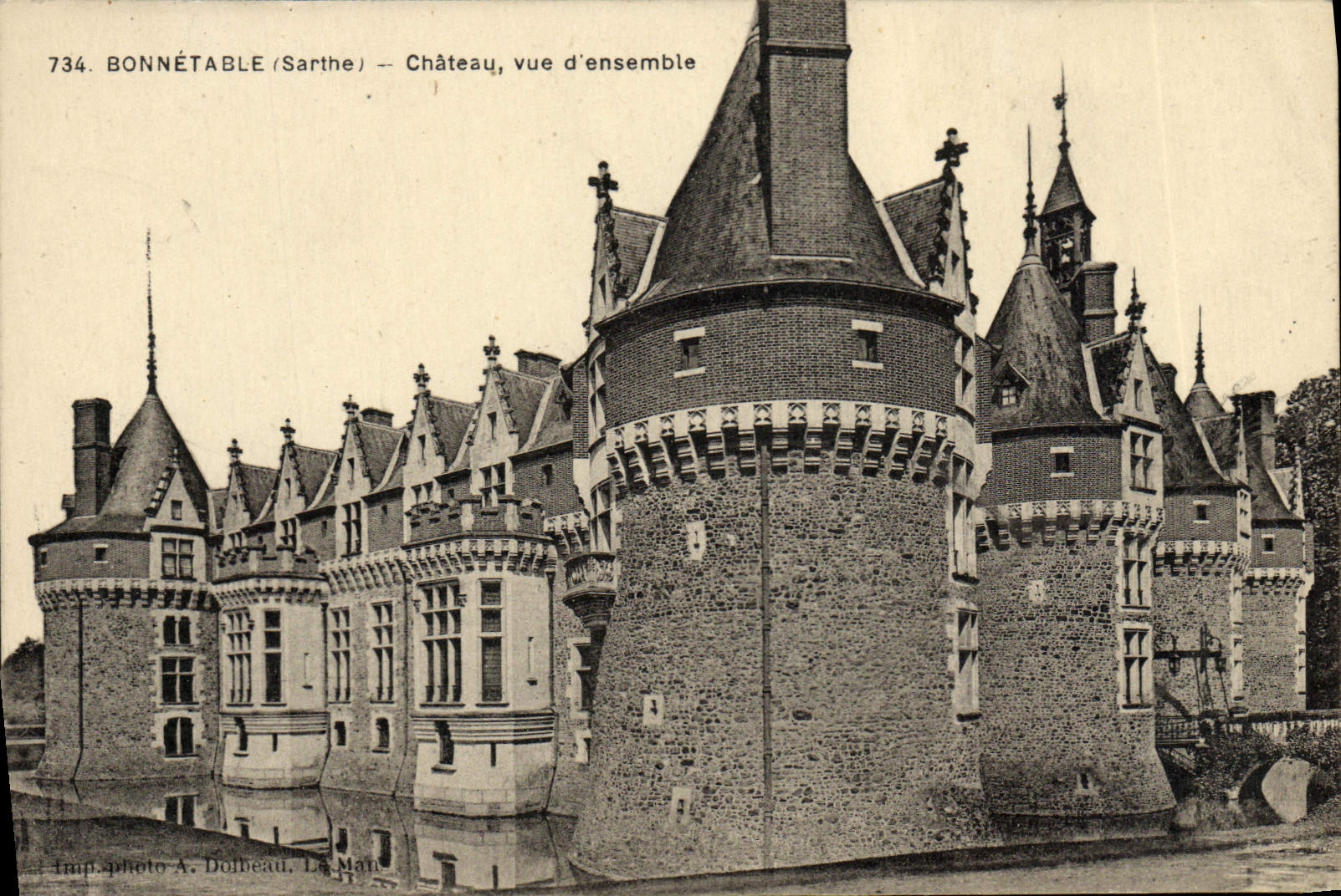 CPA Bonnet able Le Chateau Vue d'ensemble