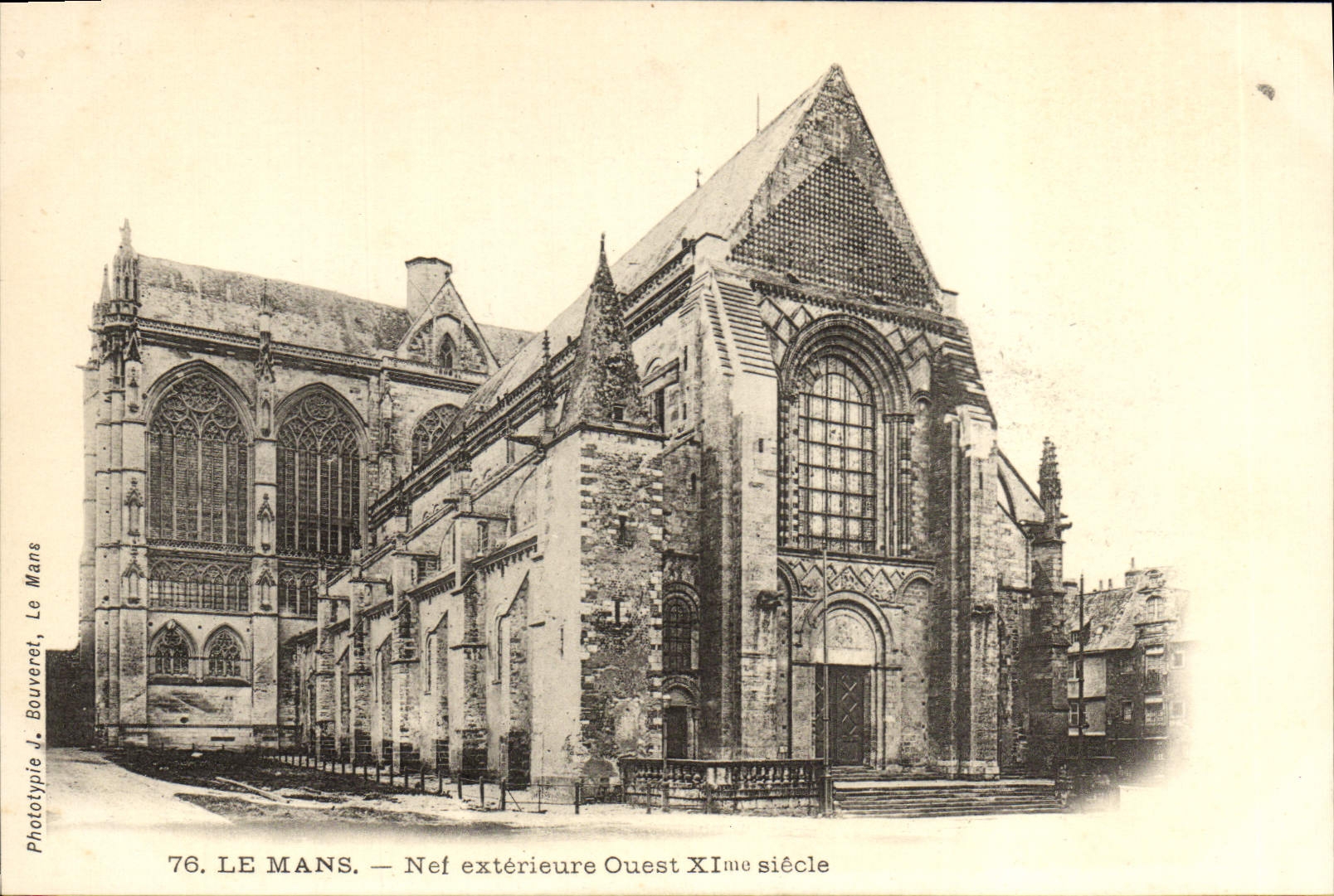 CPA Le Mans Nef Exterieure Ouest 