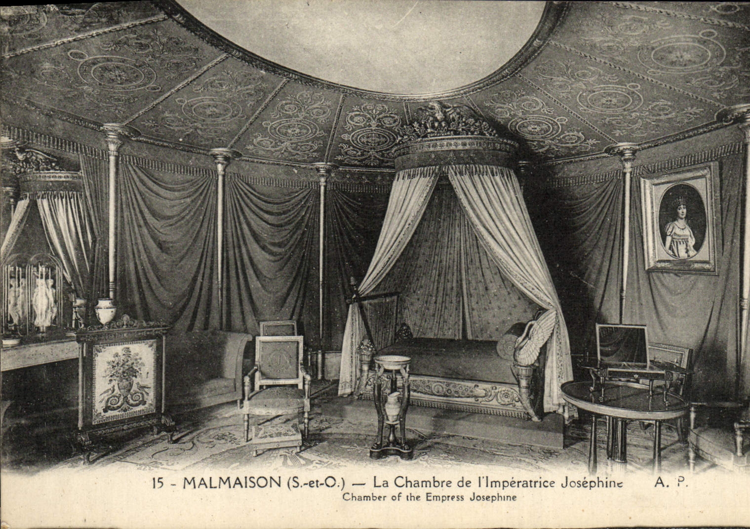 CPA Malmaison La Chambre de L'Imperatrice Josephine