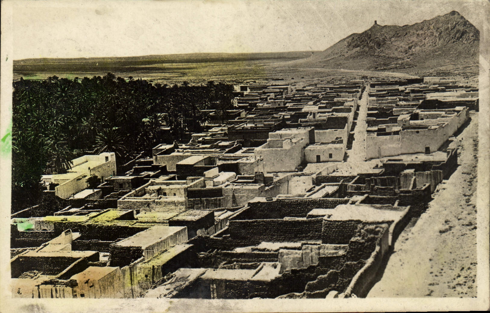 CPA Laghouat Le Village Arabe Appele Chtet