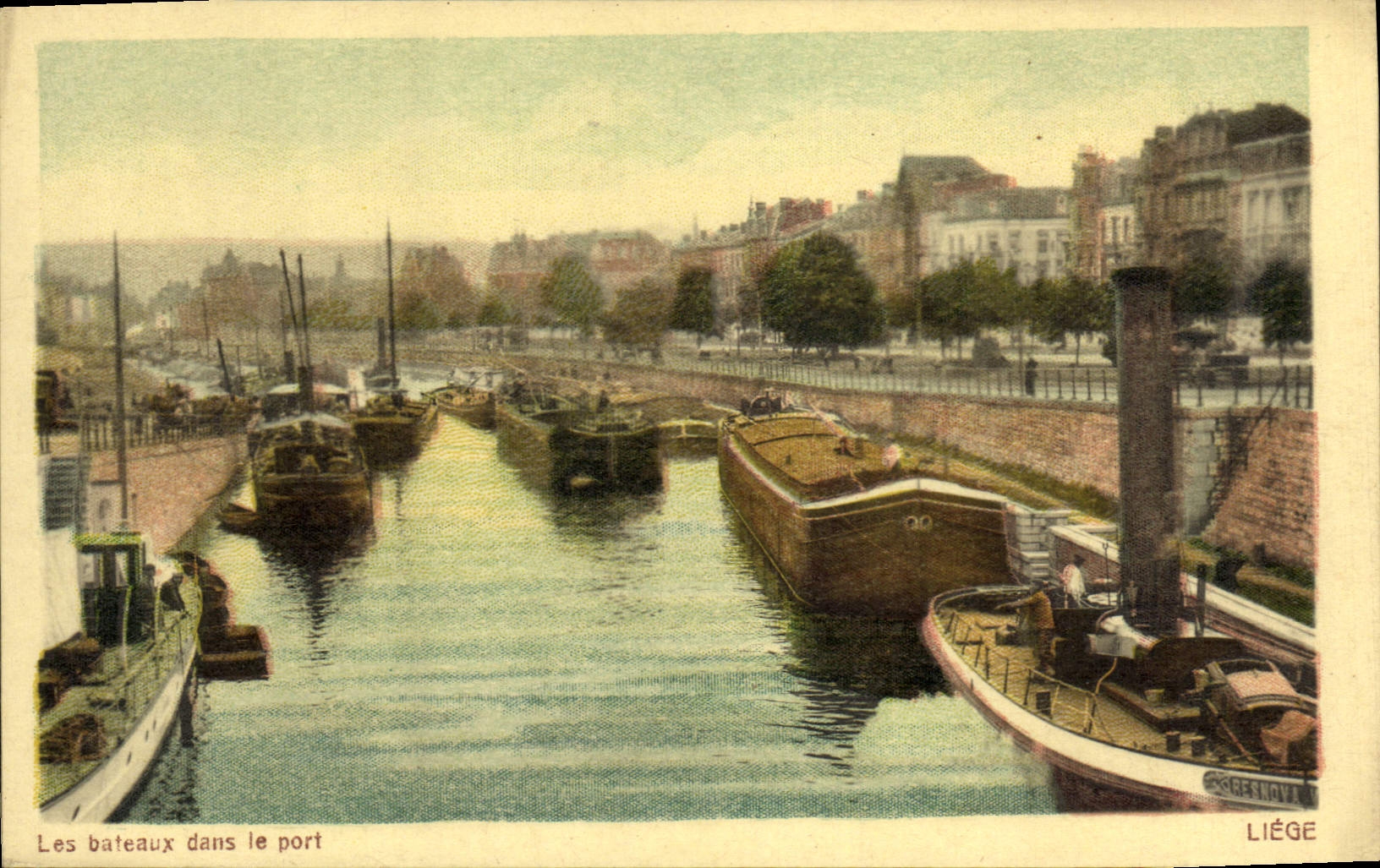 CPA Liege Les Bateaux Dans le Port