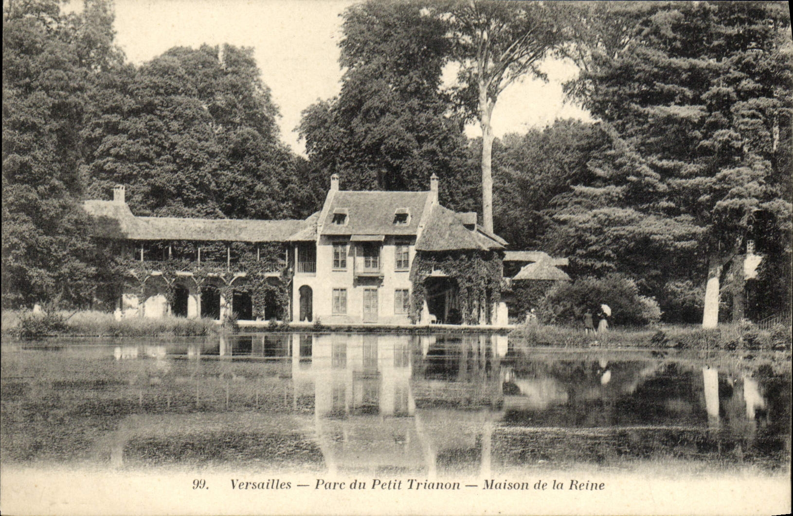 CPA Versailles Parc De Petit Trianon Maison De La Reine