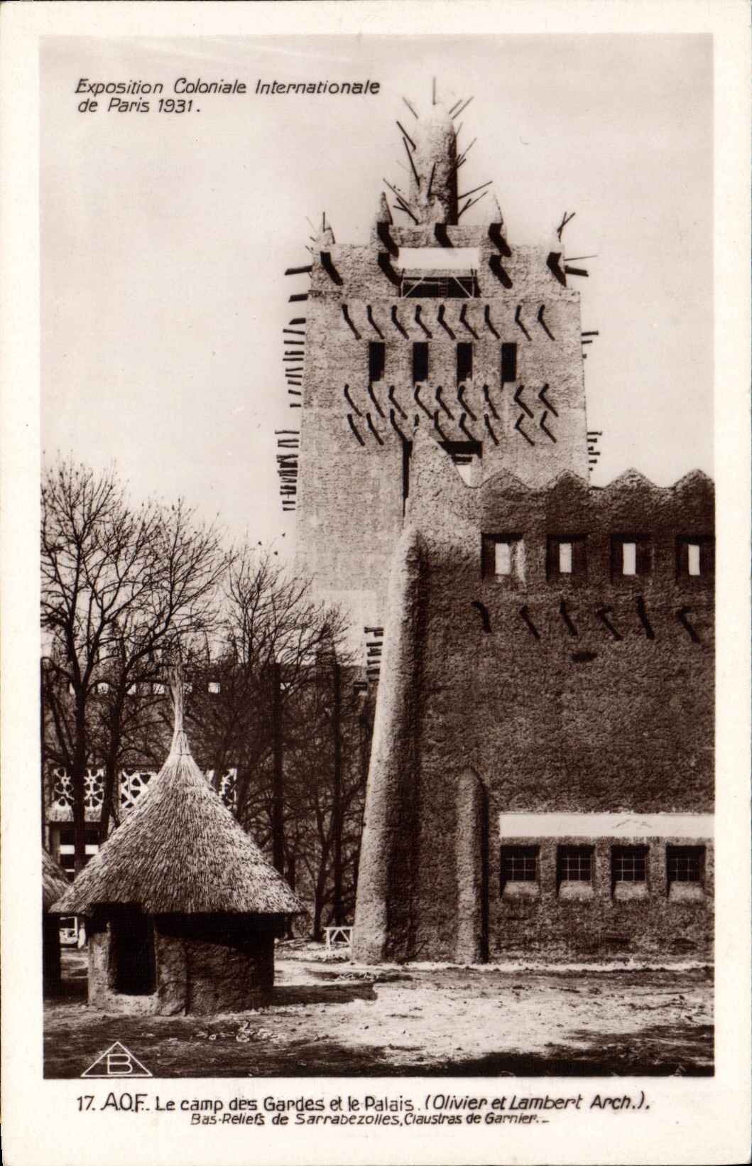VINTAGE POSTCARD Fair Colonial International Of Paris 1931 AOF the Camp Of the Guards And the Palate