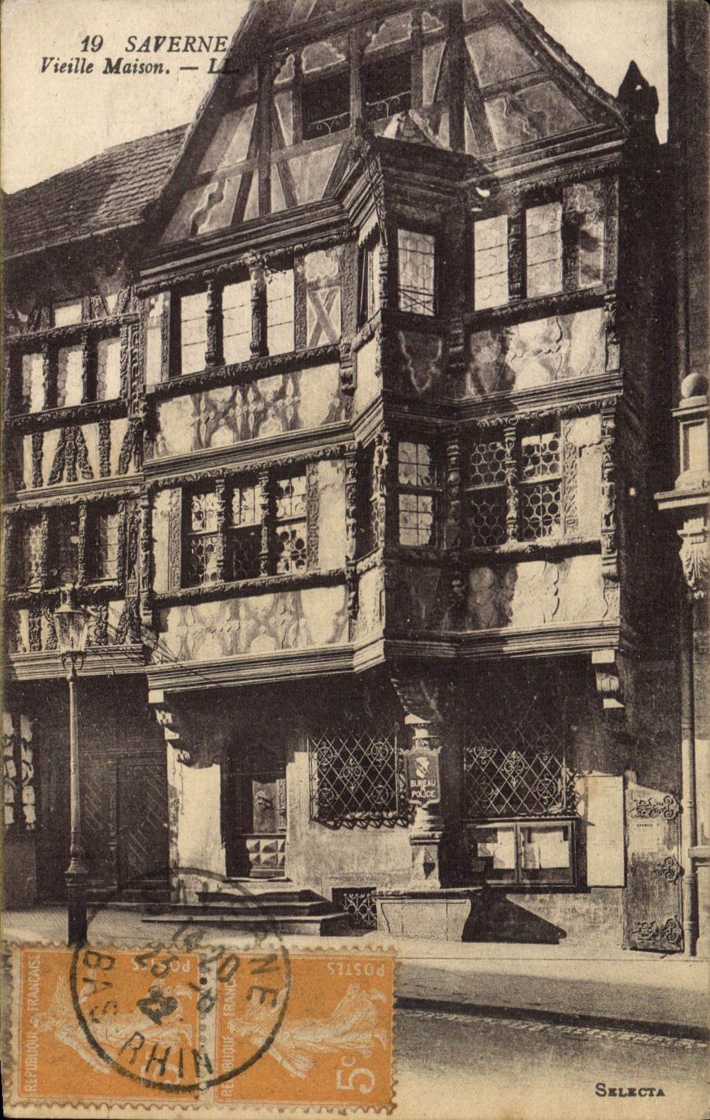 VINTAGE POSTCARD Saverne Old woman House