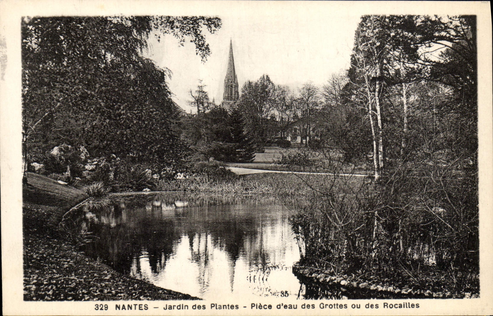 VINTAGE POSTCARD Nantes Botanical garden Part Of Water Of the Caves Or Rubbles