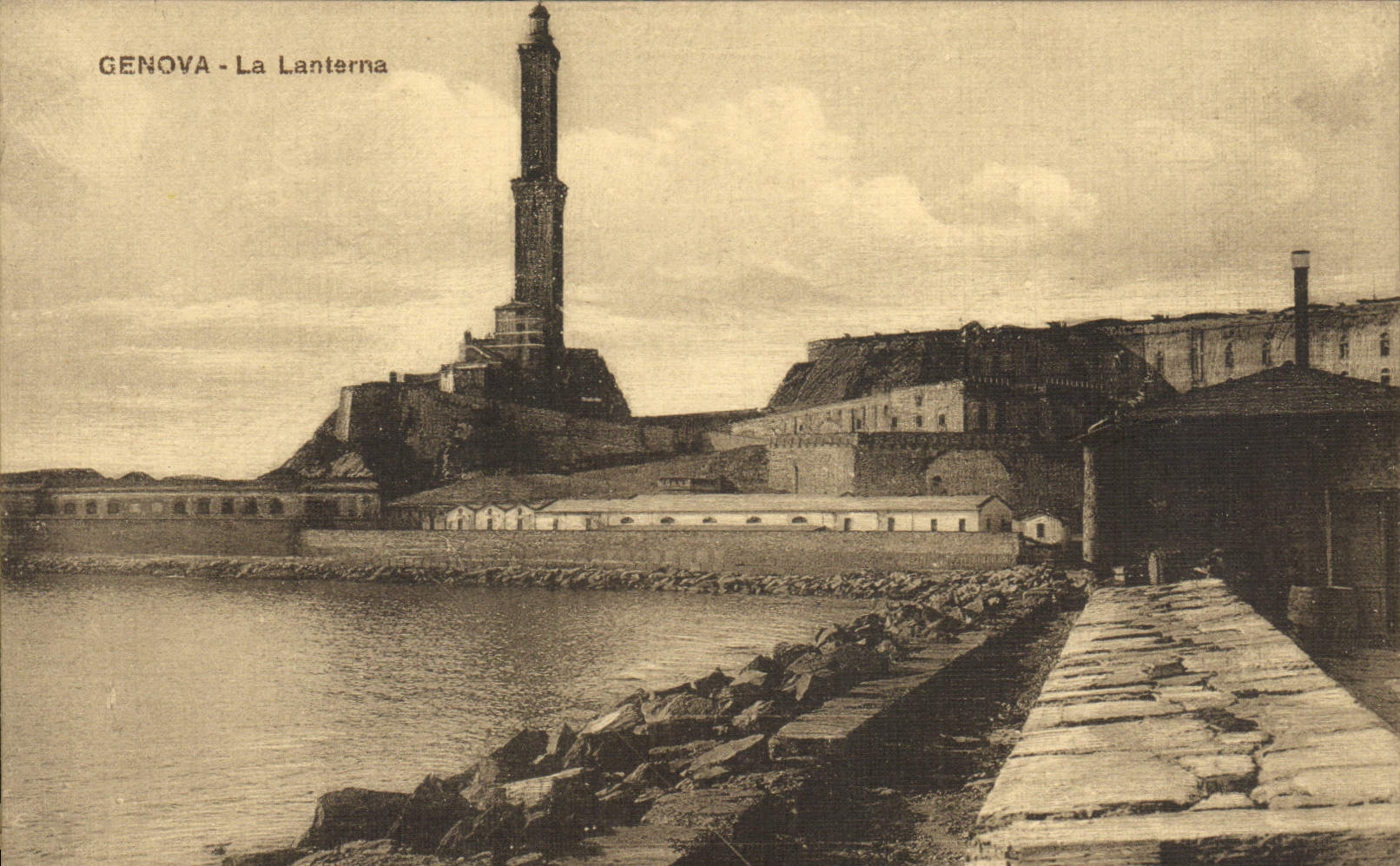 VINTAGE POSTCARD Genova Lanterna
