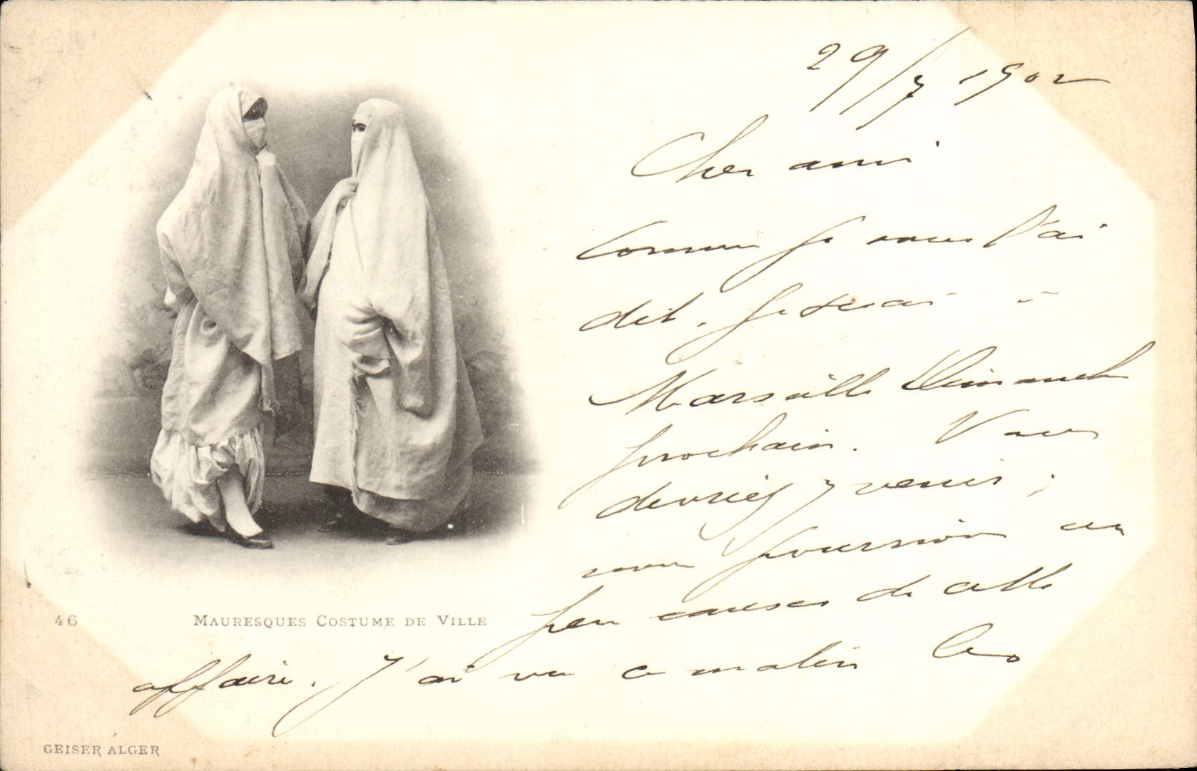 CPA Mauresques Costumes De Ville Femmes Folklore