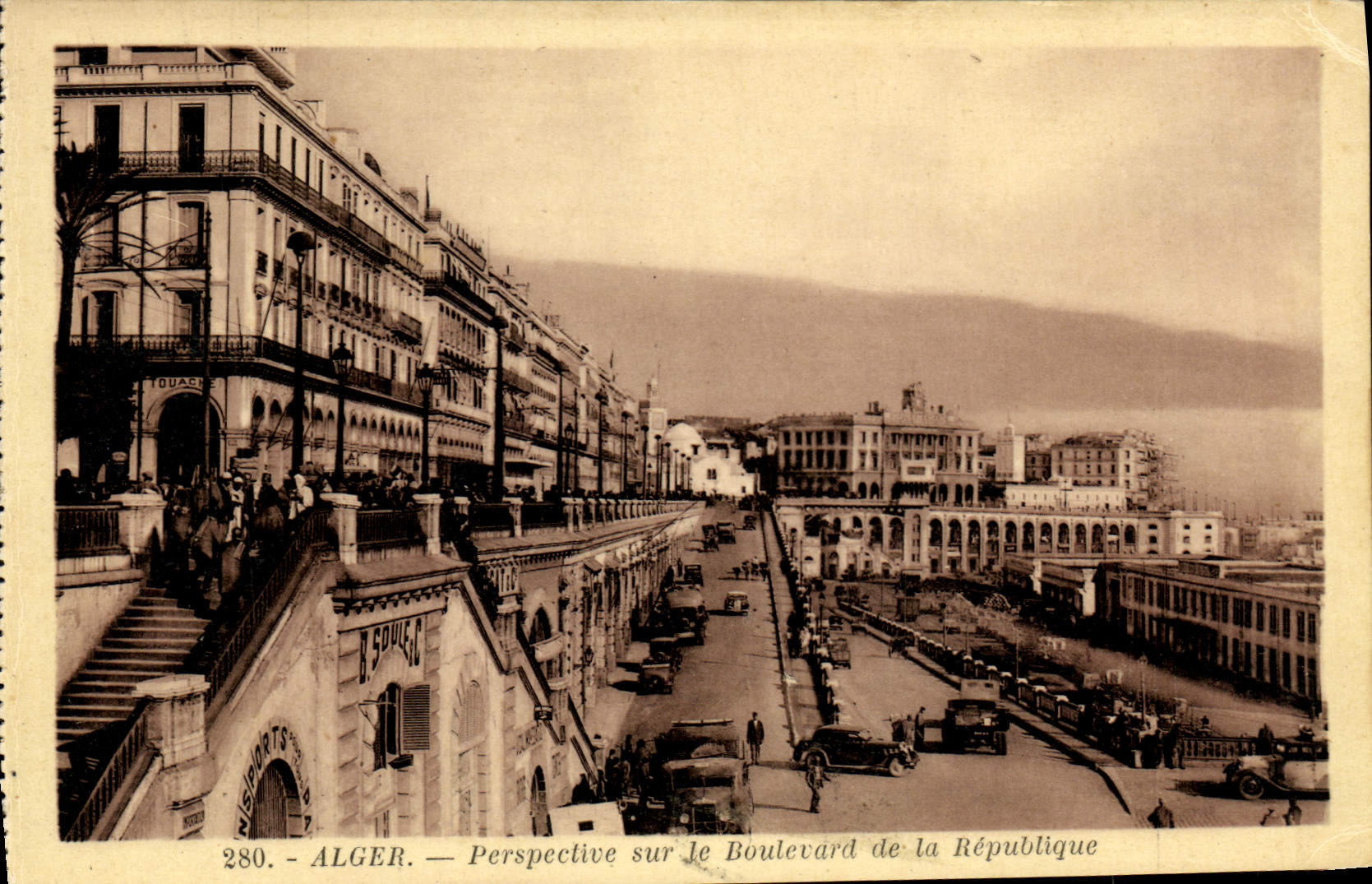 Perspectiva Argel de la POSTAL de la VENDIMIA en el bulevar de la república