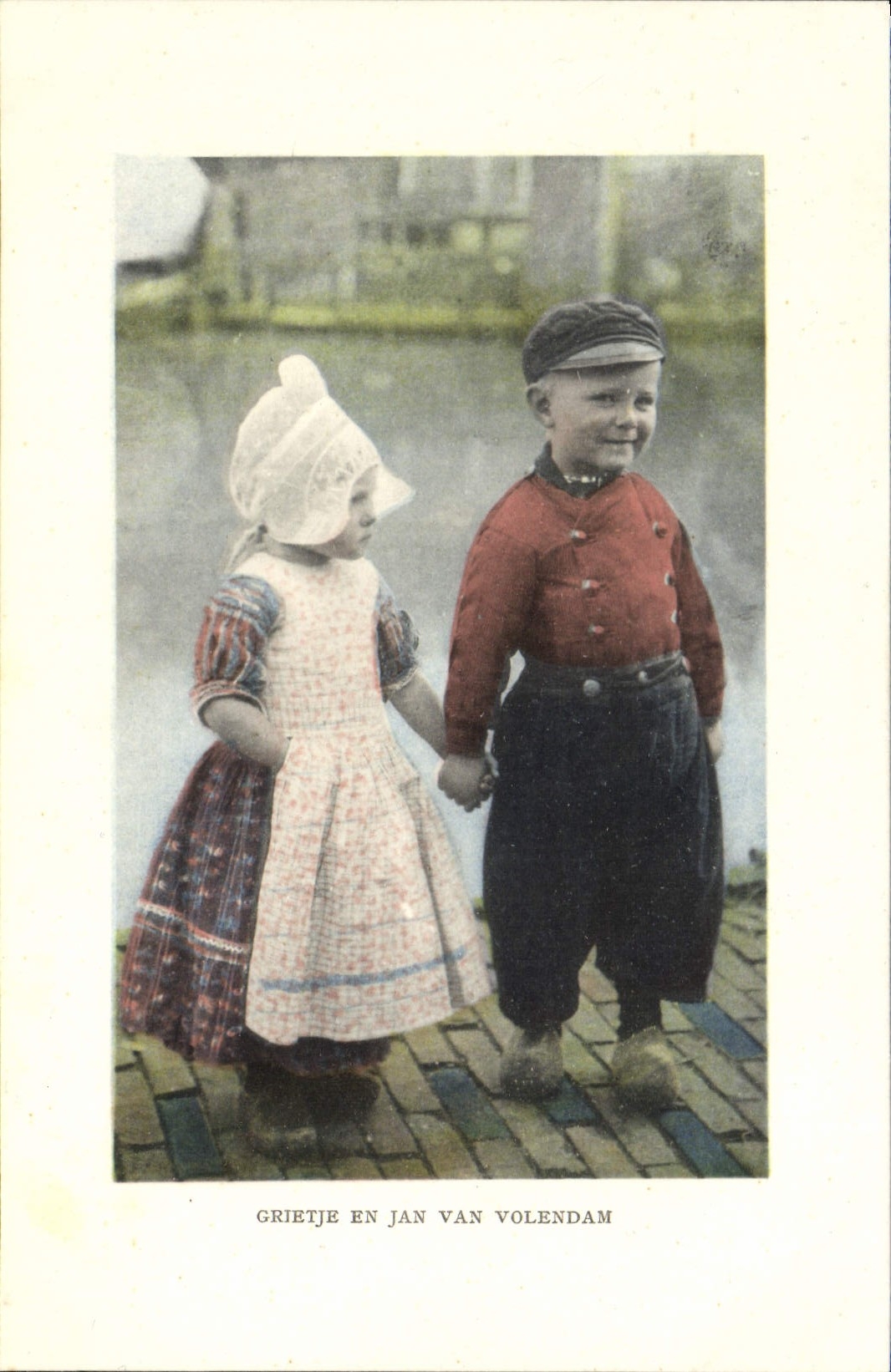 CPA Grietje en Jan Van Volendam Enfants Folklore
