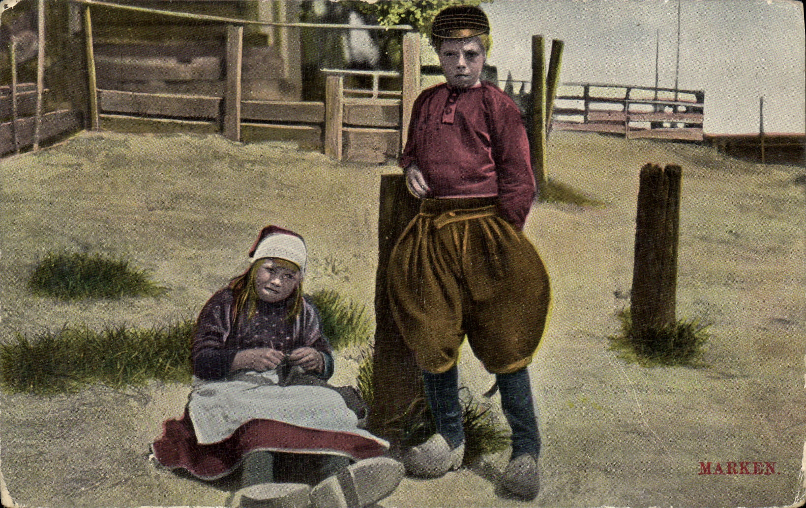 CPA Marken Enfants Folklore