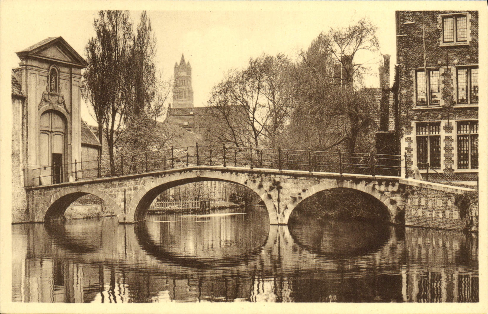 CPA Bruges Quai Vert et pont du Cheval