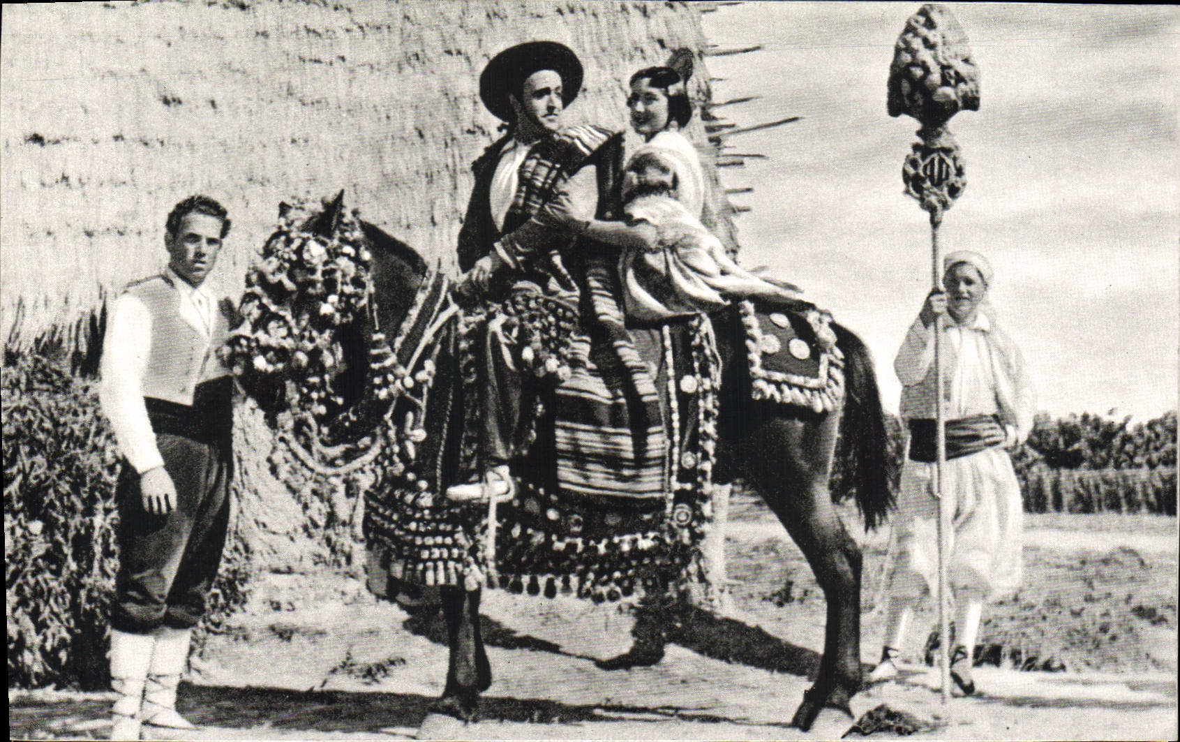 CPM Valencia Grupa Valenciana Folklore Cheval