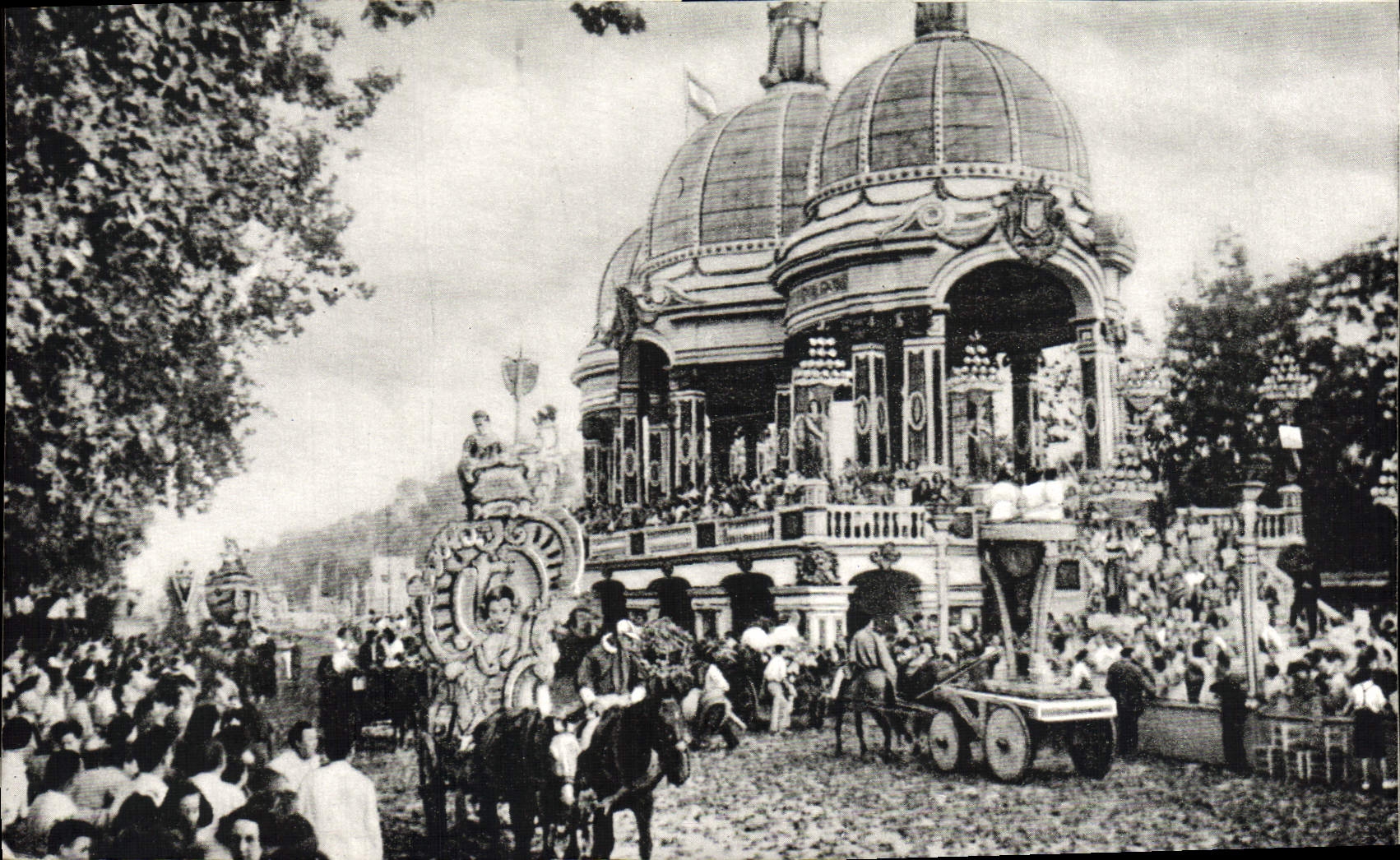 CPA Valencia Pabellon municipal de la Feria Folklore