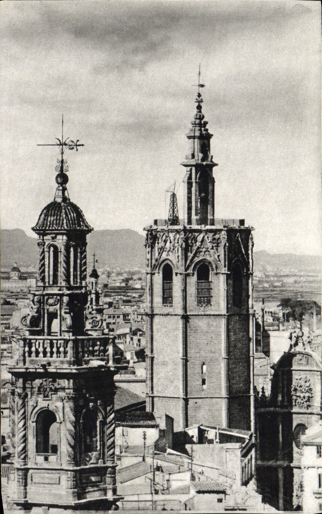 CPA Valencia Torres del Miquele y sta Catalina