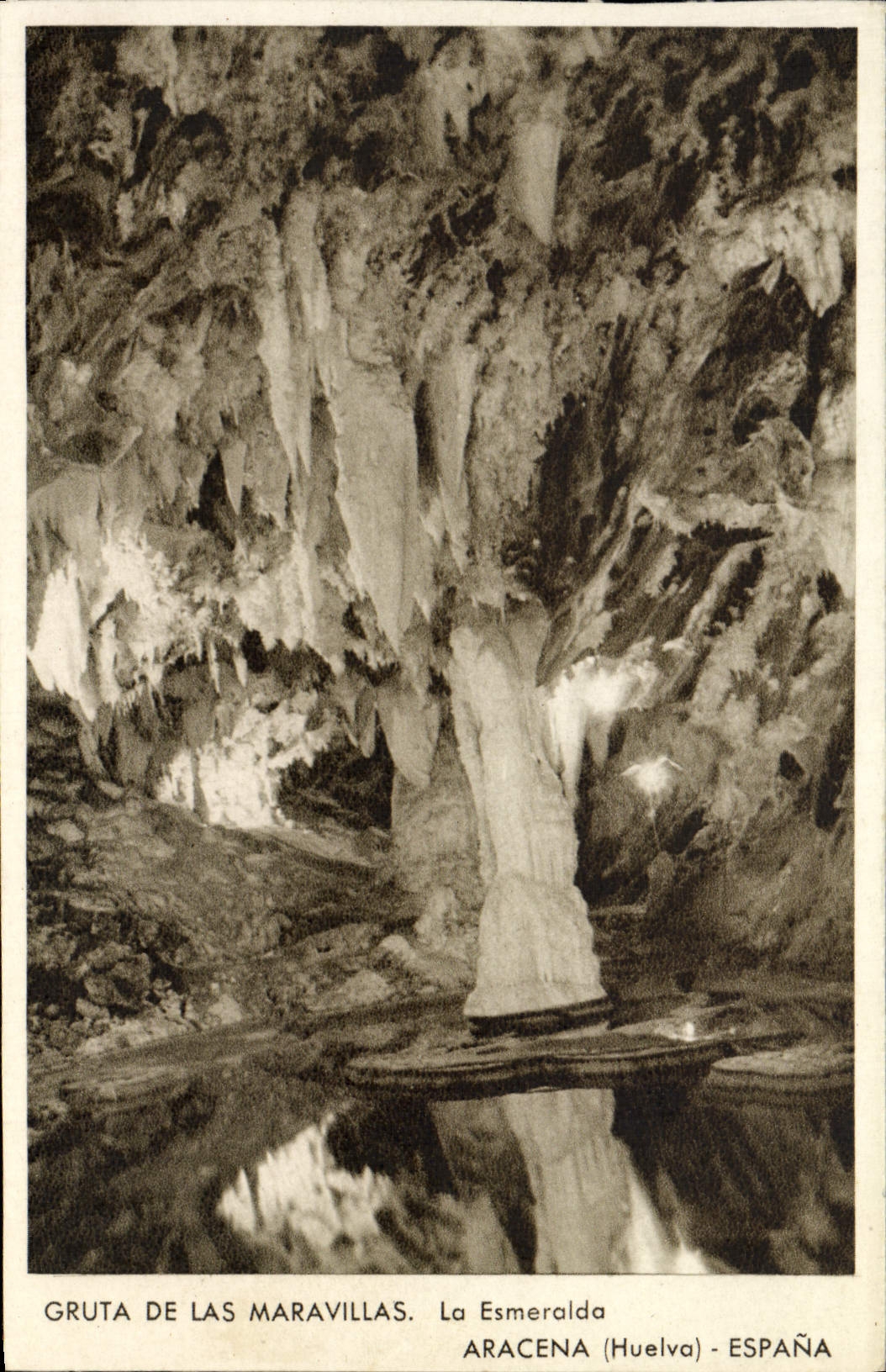 VINTAGE POSTCARD Huelva Aracena Espana Gruta of mow Maravillas Esmeralda
