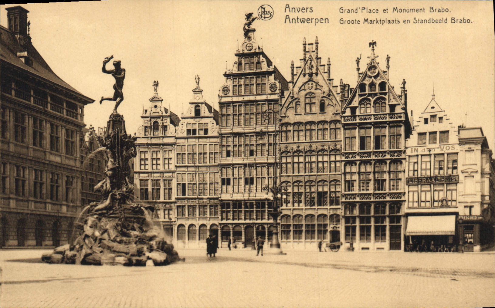 CPA Anvers Grand place et Monument Brabo