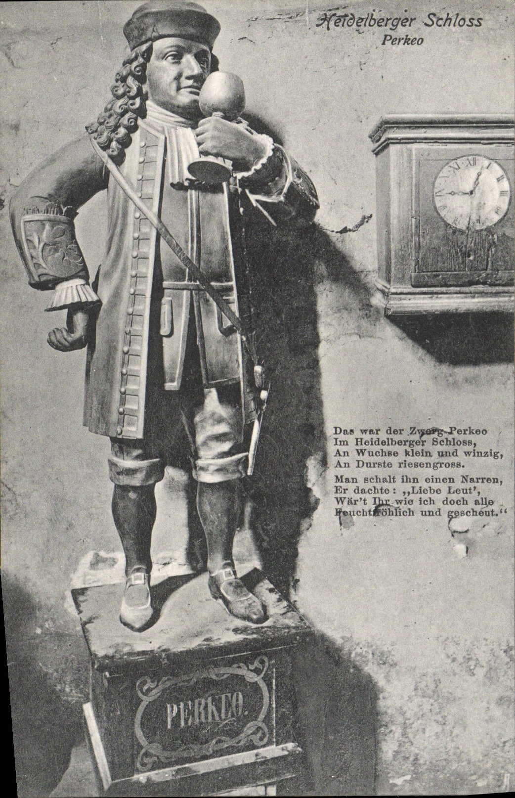 VINTAGE POSTCARD Heidelberger Perkeo Schloss