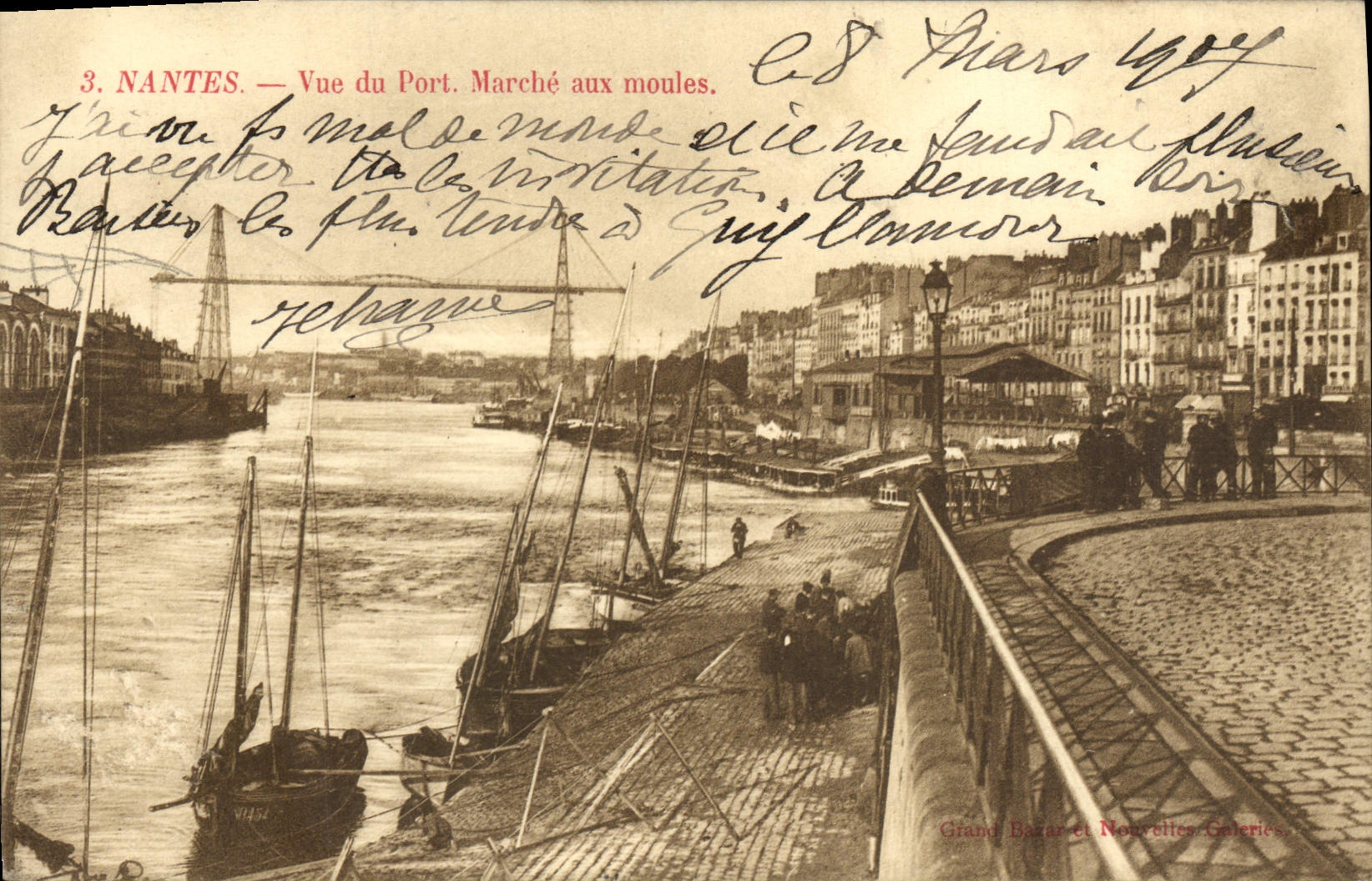 VINTAGE POSTCARD Nantes Vue of the Port Goes to the Moulds