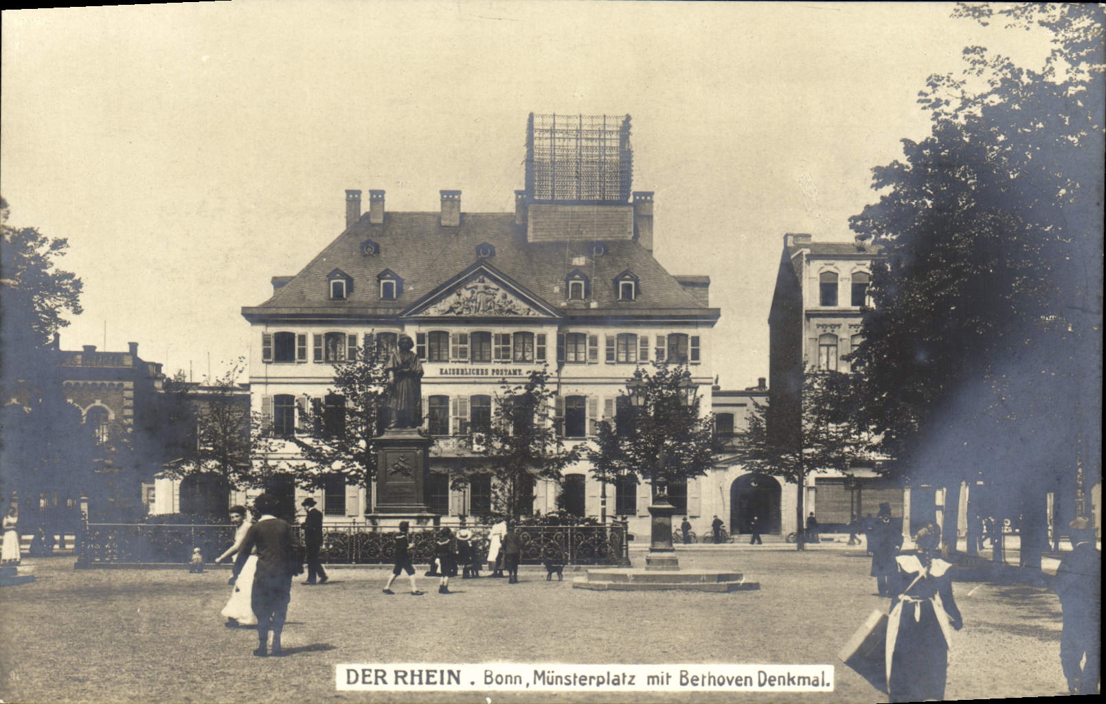 VINTAGE POSTCARD Bonn Der Rhein Munsterplatz MIT Beethoven Denkmal Bethoven