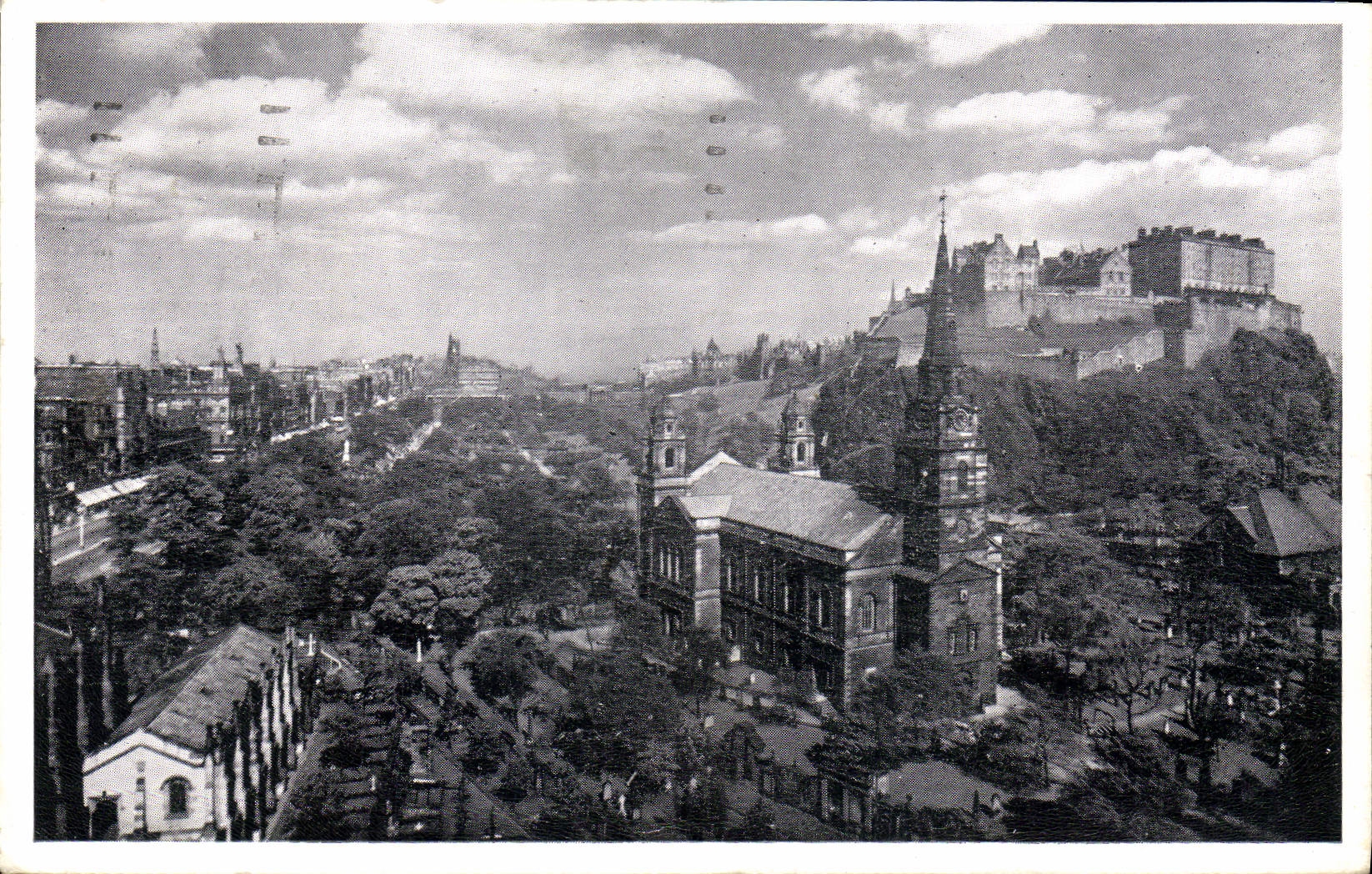 MODERN CARD Edinburgh Princes Street gardens and castle