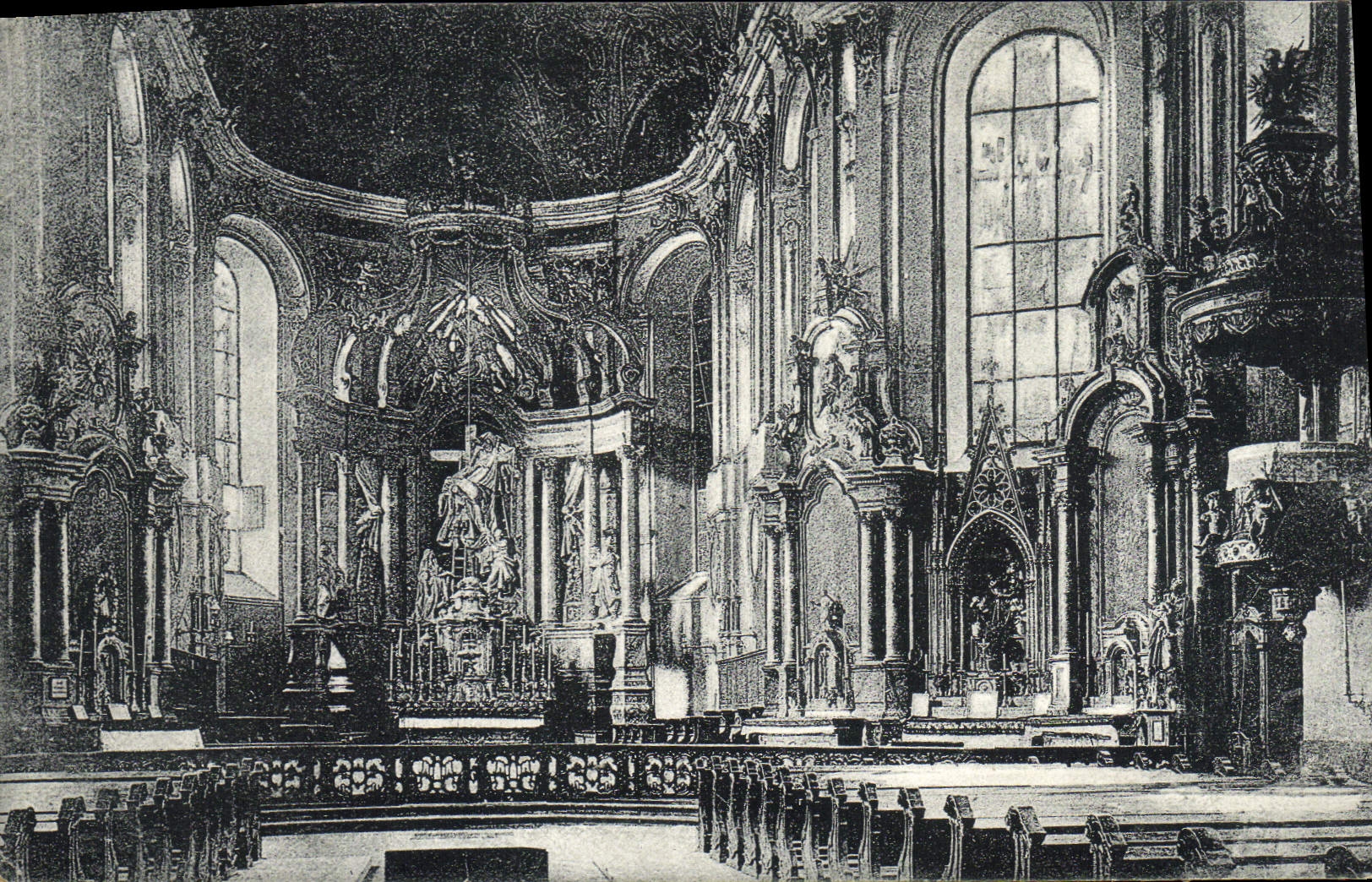 VINTAGE POSTCARD Mainz Liebfrauenkirche Innenasicht
