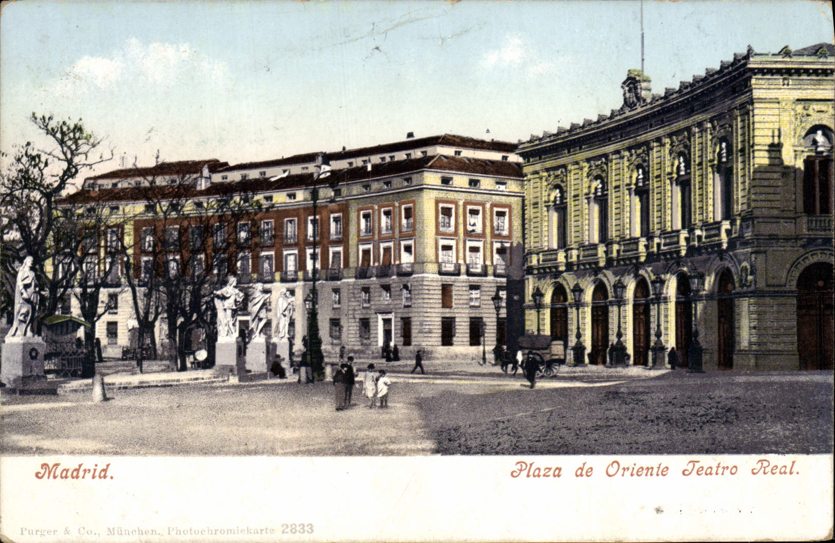 VINTAGE POSTCARD Madrid Plaza De Oriente Teatro Real