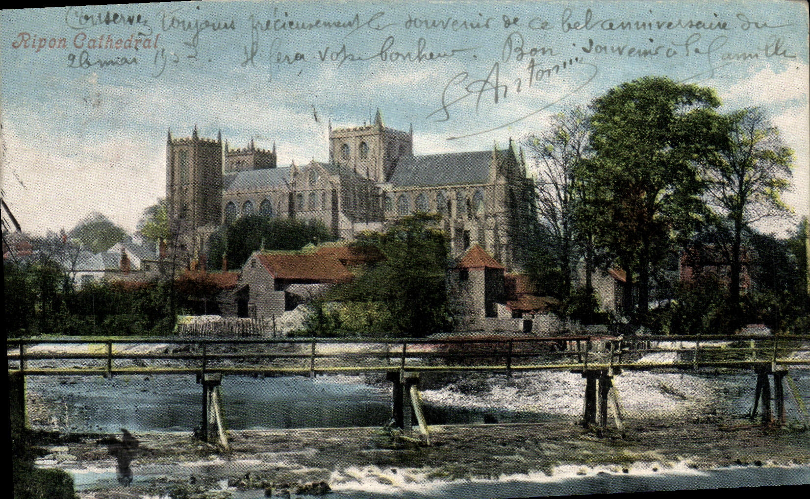 VINTAGE POSTCARD Ripon Cathedral