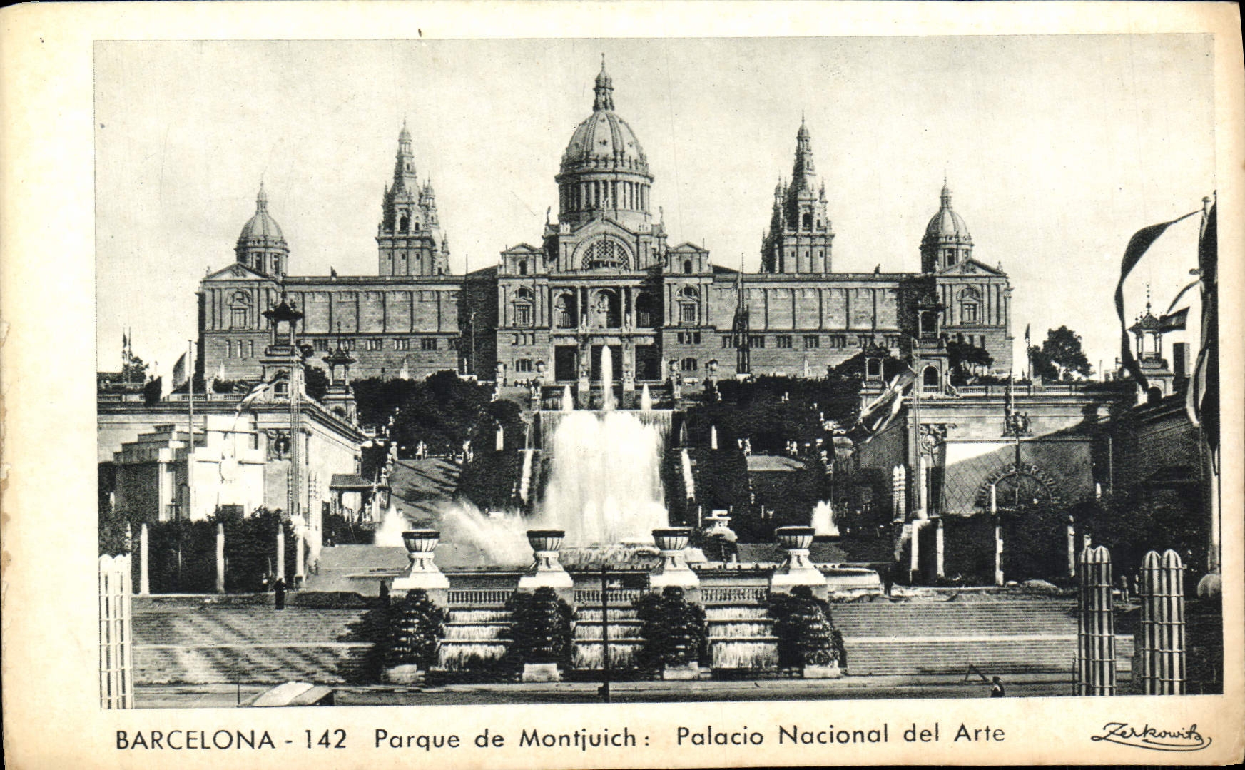 VINTAGE POSTCARD Barcelona Parks De Montjuich Palacio Nacional Del Arte