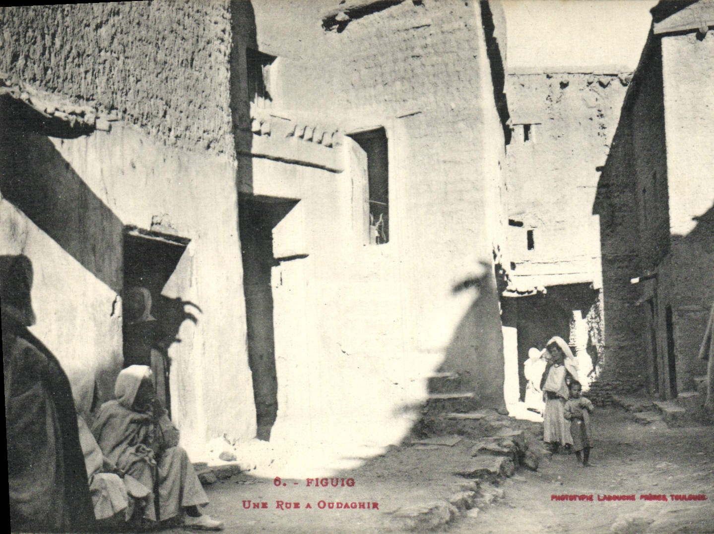 La POSTAL Figuig de la VENDIMIA una calle tiene Oudaghir