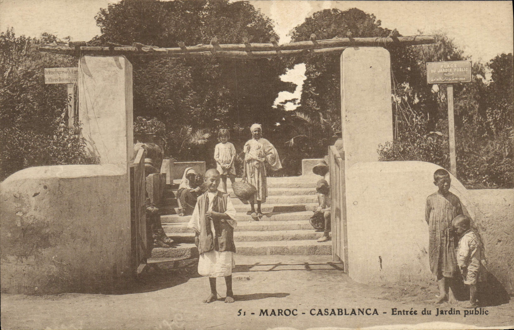 CPA Maroc Casablanca Entree Du Jardin Enfants