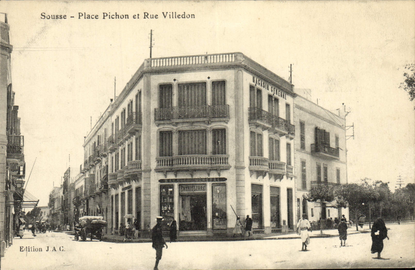 CPA Sousse Place Pichon Et Rue Villedon