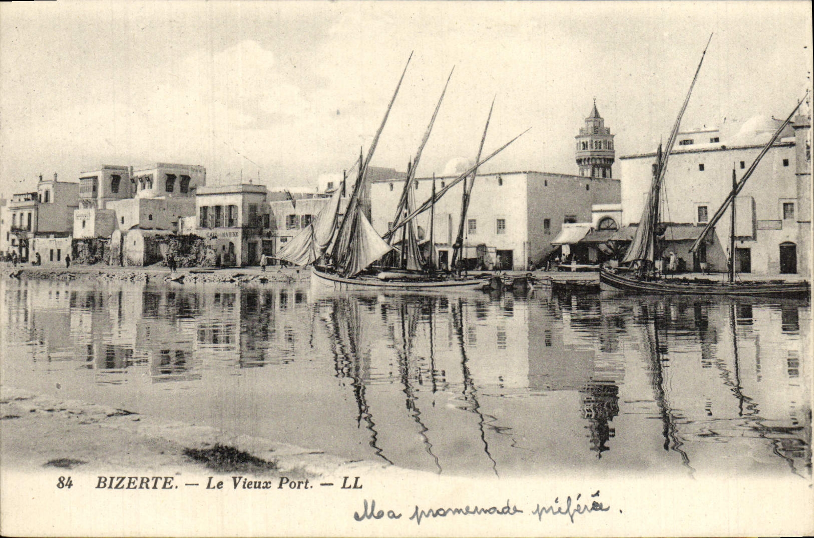 POSTAL Bizerte de la VENDIMIA los barcos del puerto viejo
